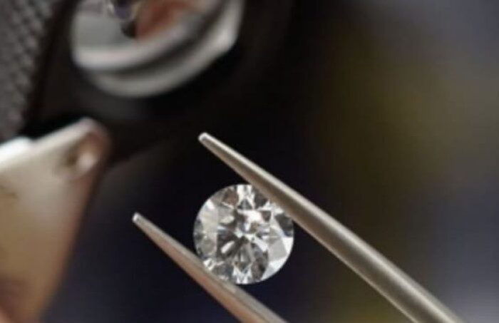 The Hidden Details Buyers Notice Before Valuing a Diamond Ring